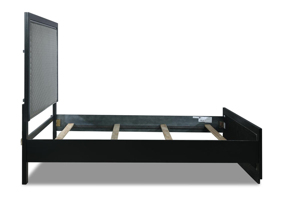 New Classic Furniture Luxor King Panel Bed in Black/Silver